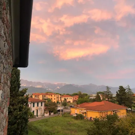 Willa Vecchia Fontana Al Mare - Tra Liguria E Toscana Tra Viaregggio, Dei Marmi E Cinque Terre- Haus Am Bei La Spezia Bocca di Magra