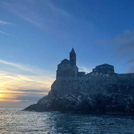 Vecchia Fontana Al Mare - Tra Liguria E Toscana Tra Viaregggio, Dei Marmi E Cinque Terre- Haus Am Bei La Spezia فيلة