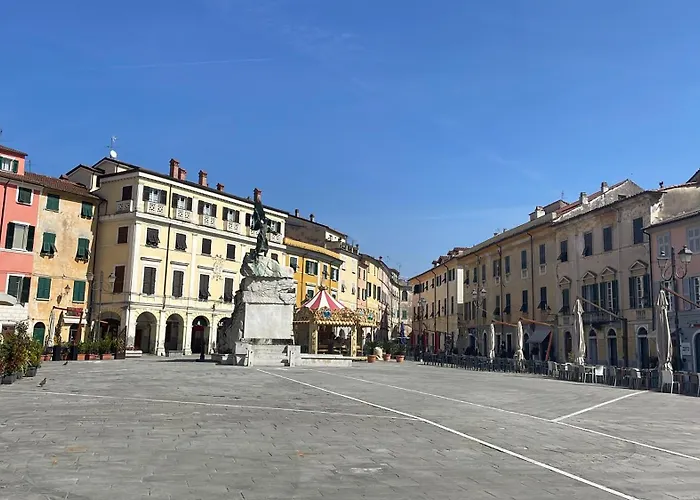 Vecchia Fontana Al Mare - Tra Liguria E Toscana Tra Viaregggio, Dei Marmi E Cinque Terre- Haus Am Bei La Spezia Вилла