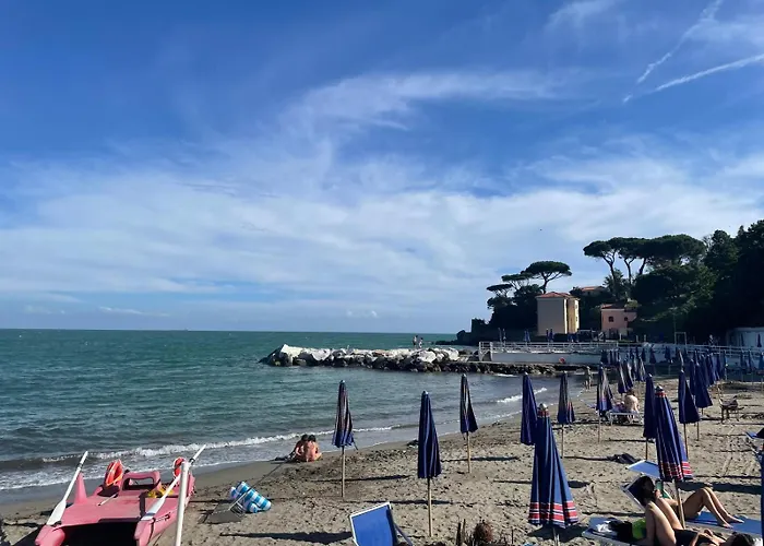 Vecchia Fontana Al Mare - Tra Liguria E Toscana Tra Viaregggio, Dei Marmi E Cinque Terre- Haus Am Bei La Spezia * Bocca di Magra
