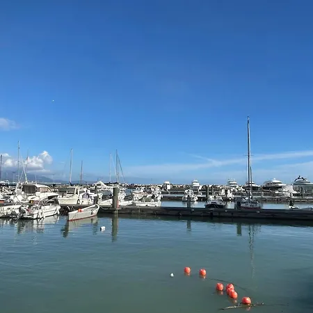 Willa Vecchia Fontana Al Mare - Tra Liguria E Toscana Tra Viaregggio, Dei Marmi E Cinque Terre- Haus Am Bei La Spezia