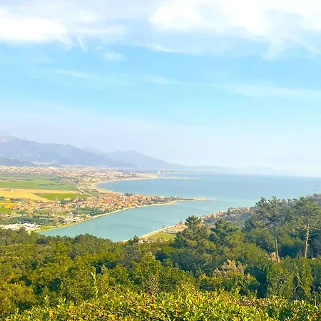 Villa Vecchia Fontana Al Mare - Tra Liguria E Toscana Tra Viaregggio, Dei Marmi E Cinque Terre- Haus Am Bei La Spezia Bocca di Magra
