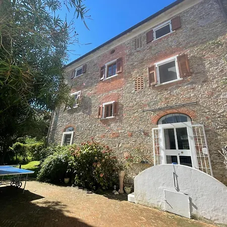 Βίλα Vecchia Fontana Al Mare - Tra Liguria E Toscana Tra Viaregggio, Dei Marmi E Cinque Terre- Haus Am Bei La Spezia