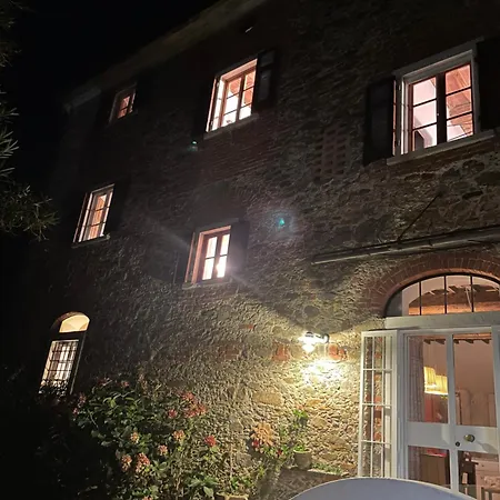 Vecchia Fontana Al Mare - Tra Liguria E Toscana Tra Viaregggio, Dei Marmi E Cinque Terre- Haus Am Bei La Spezia *