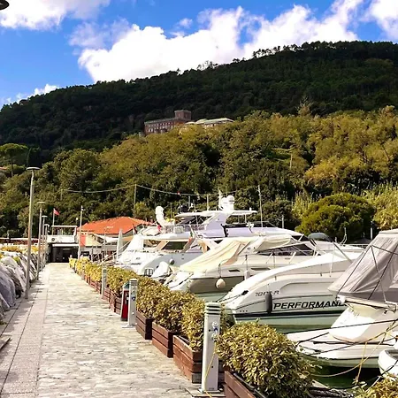 Vecchia Fontana Al Mare - Tra Liguria E Toscana Tra Viaregggio, Dei Marmi E Cinque Terre- Haus Am Bei La Spezia *