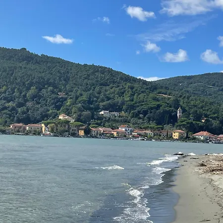 Vecchia Fontana Al Mare - Tra Liguria E Toscana Tra Viaregggio, Dei Marmi E Cinque Terre- Haus Am Bei La Spezia וילה *