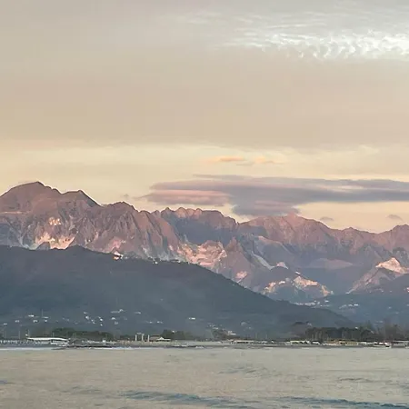 וילה Vecchia Fontana Al Mare - Tra Liguria E Toscana Tra Viaregggio, Dei Marmi E Cinque Terre- Haus Am Bei La Spezia *
