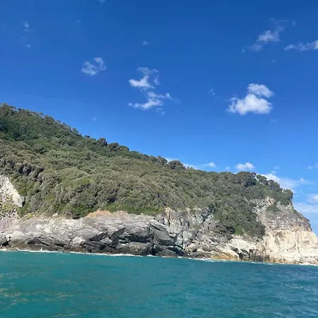 Vecchia Fontana Al Mare - Tra Liguria E Toscana Tra Viaregggio, Dei Marmi E Cinque Terre- Haus Am Bei La Spezia * Bocca di Magra