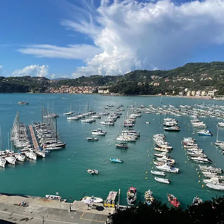 Vecchia Fontana Al Mare - Tra Liguria E Toscana Tra Viaregggio, Dei Marmi E Cinque Terre- Haus Am Bei La Spezia Villa
