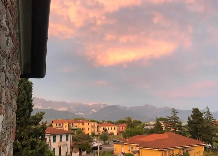 Villa Vecchia Fontana Al Mare - Tra Liguria E Toscana Tra Viaregggio, Dei Marmi E Cinque Terre- Haus Am Bei La Spezia Bocca di Magra