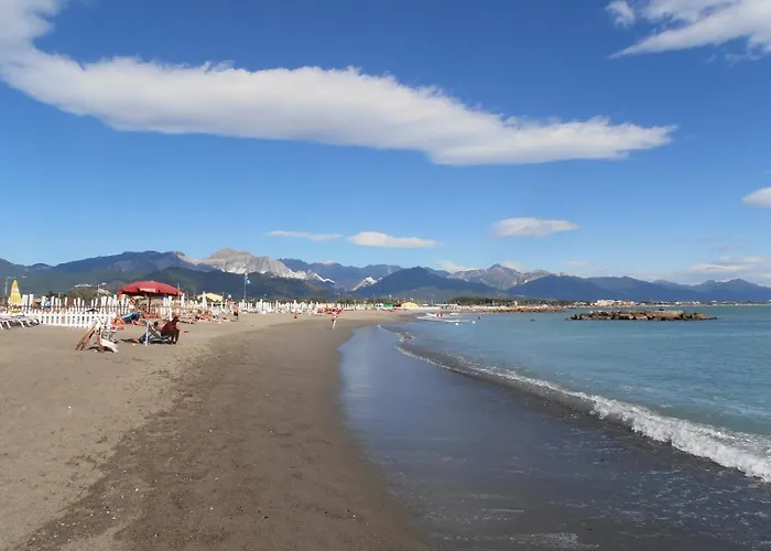Vecchia Fontana Al Mare - Tra Liguria E Toscana Tra Viaregggio, Dei Marmi E Cinque Terre- Haus Am Bei La Spezia Bocca di Magra