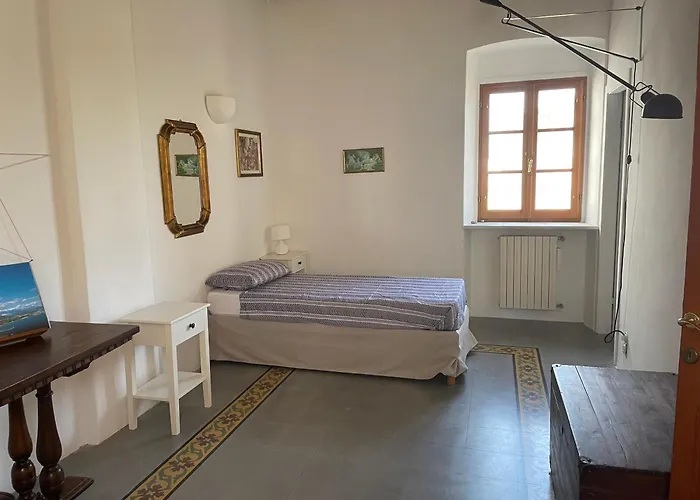Villa Vecchia Fontana Al Mare - Tra Liguria E Toscana Tra Viaregggio, Dei Marmi E Cinque Terre- Haus Am Bei La Spezia Bocca di Magra