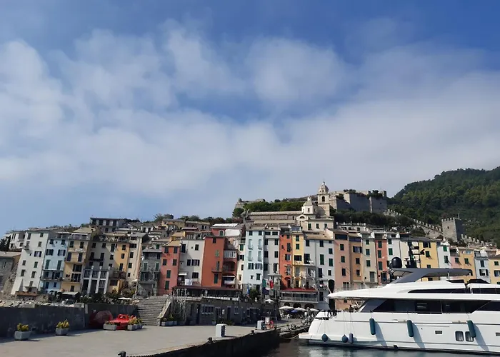Vecchia Fontana Al Mare - Tra Liguria E Toscana Tra Viaregggio, Dei Marmi E Cinque Terre- Haus Am Bei La Spezia *